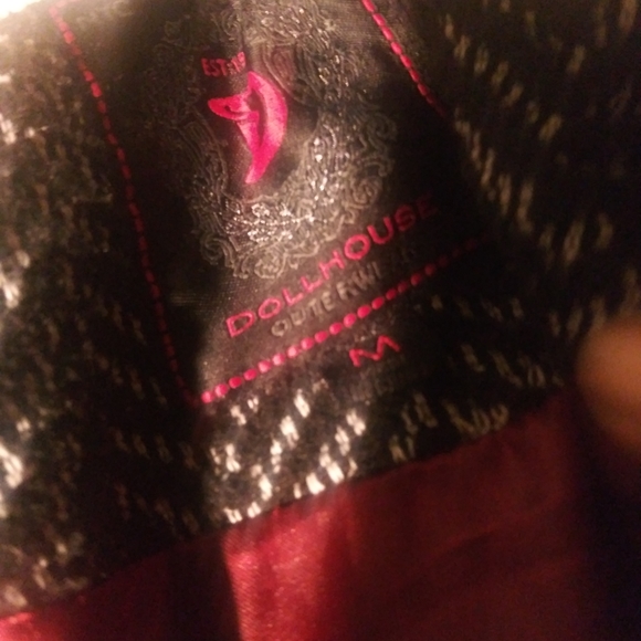 Coat - Picture 3 of 3